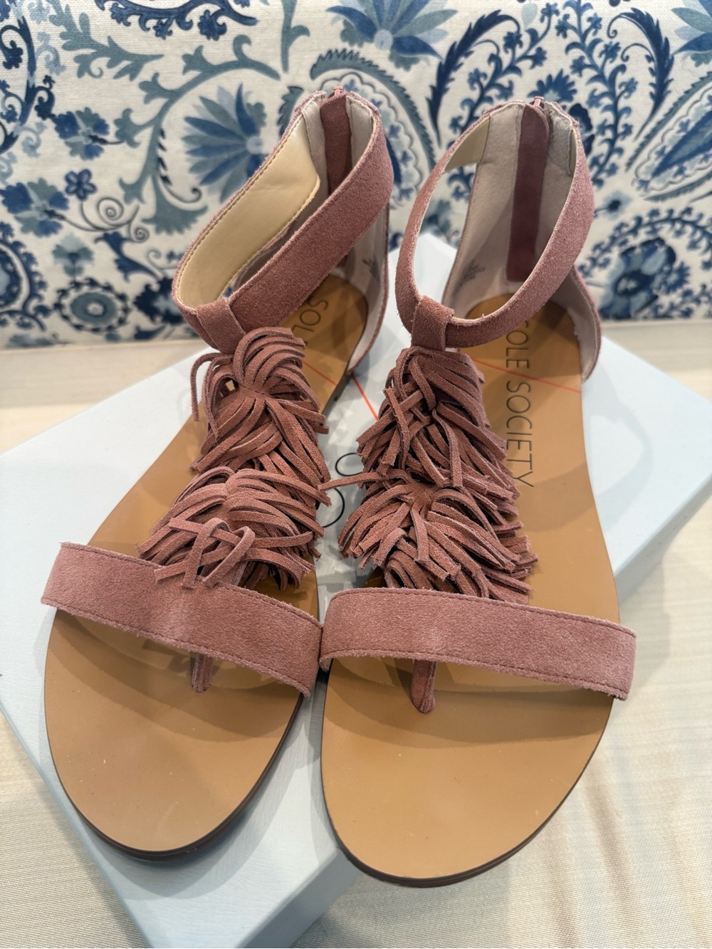 Sole Society Koa Mod Mauve Suede Fringe Ankle Strap Sandals Size 9M
